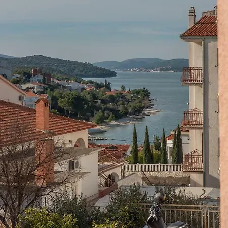 Apartman Andrea * Trogir