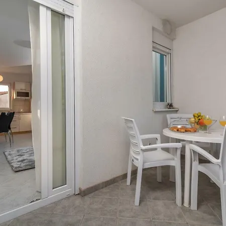 Apartman Andrea * Traù